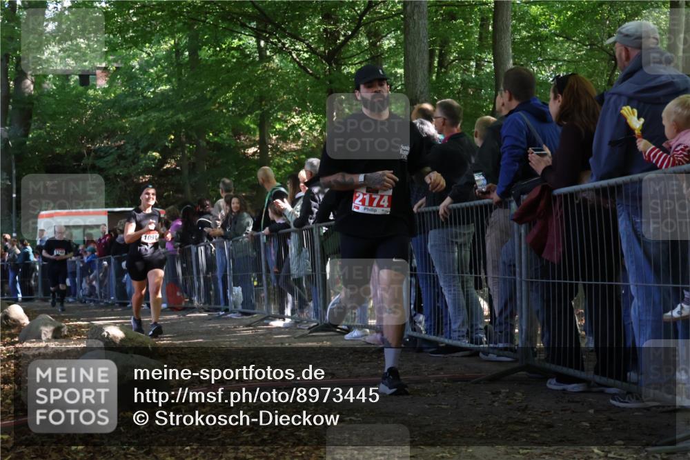 28.09.2025 - 33. Volkslauf durch das schöne Alstertal Strokosch-Dieckow http://msf.ph/oto/8973445 28.09.2025 12:17:53 Ziel 1091, 1740, 2174 meine-sportfotos.de