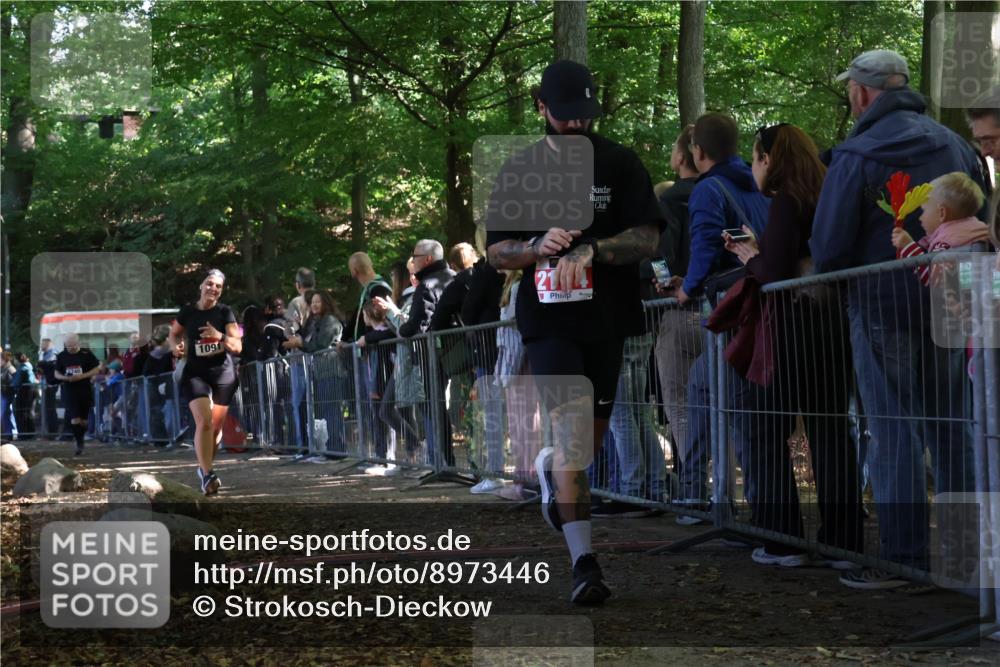 28.09.2025 - 33. Volkslauf durch das schöne Alstertal Strokosch-Dieckow http://msf.ph/oto/8973446 28.09.2025 12:17:53 Ziel 1091, 1740, 2174 meine-sportfotos.de