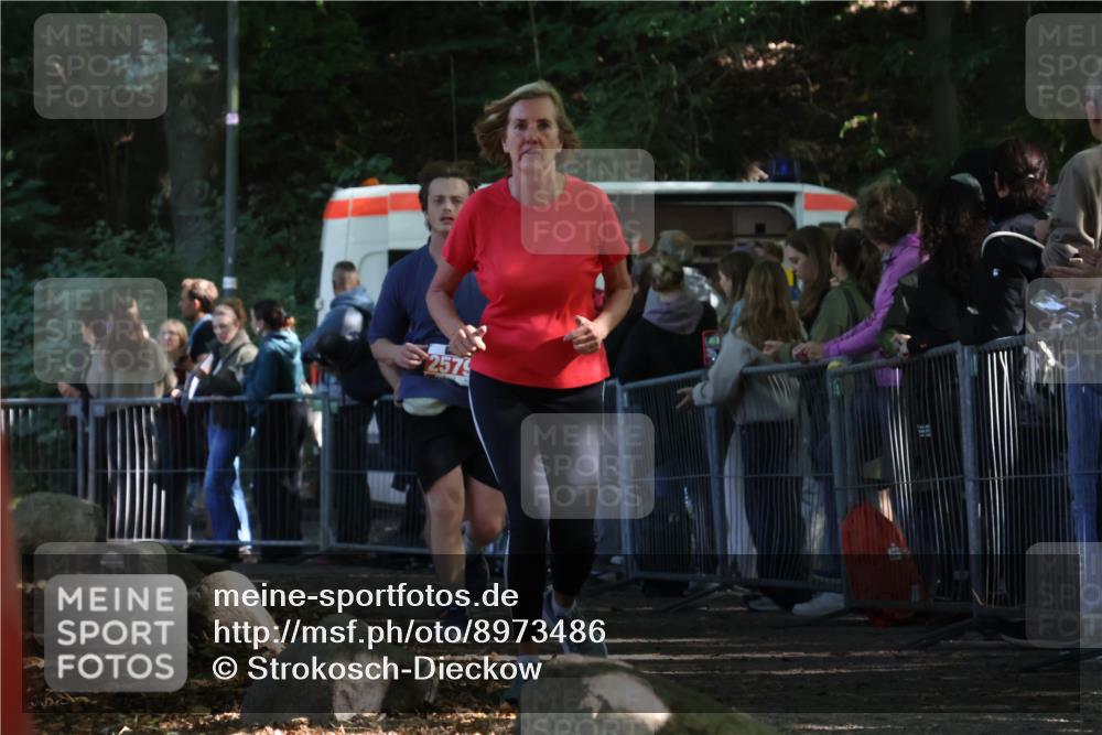 28.09.2025 - 33. Volkslauf durch das schöne Alstertal Strokosch-Dieckow http://msf.ph/oto/8973486 28.09.2025 12:18:23 Ziel 1713, 2579 meine-sportfotos.de