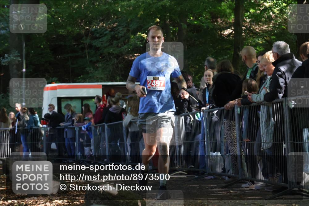 28.09.2025 - 33. Volkslauf durch das schöne Alstertal Strokosch-Dieckow http://msf.ph/oto/8973500 28.09.2025 12:18:33 Ziel 2497 meine-sportfotos.de