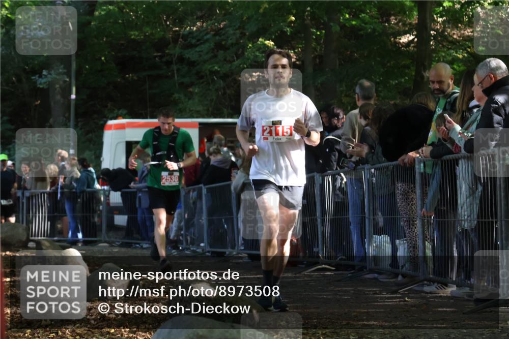 28.09.2025 - 33. Volkslauf durch das schöne Alstertal Strokosch-Dieckow http://msf.ph/oto/8973508 28.09.2025 12:18:42 Ziel 1769, 2115, 2530 meine-sportfotos.de