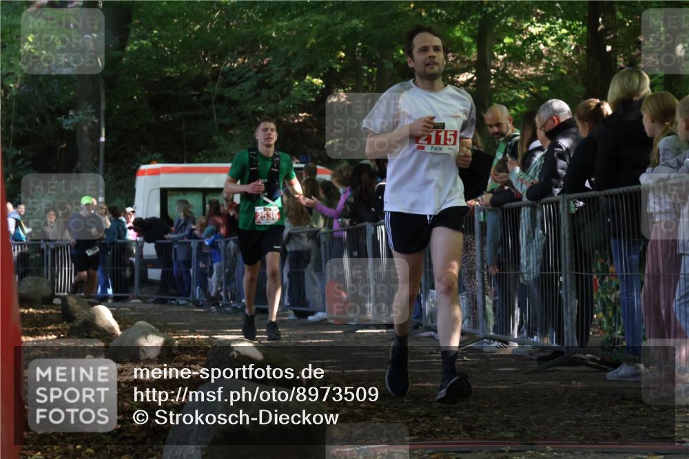 28.09.2025 - 33. Volkslauf durch das schöne Alstertal Strokosch-Dieckow http://msf.ph/oto/8973509 28.09.2025 12:18:43 Ziel 1769, 2115, 2530 meine-sportfotos.de
