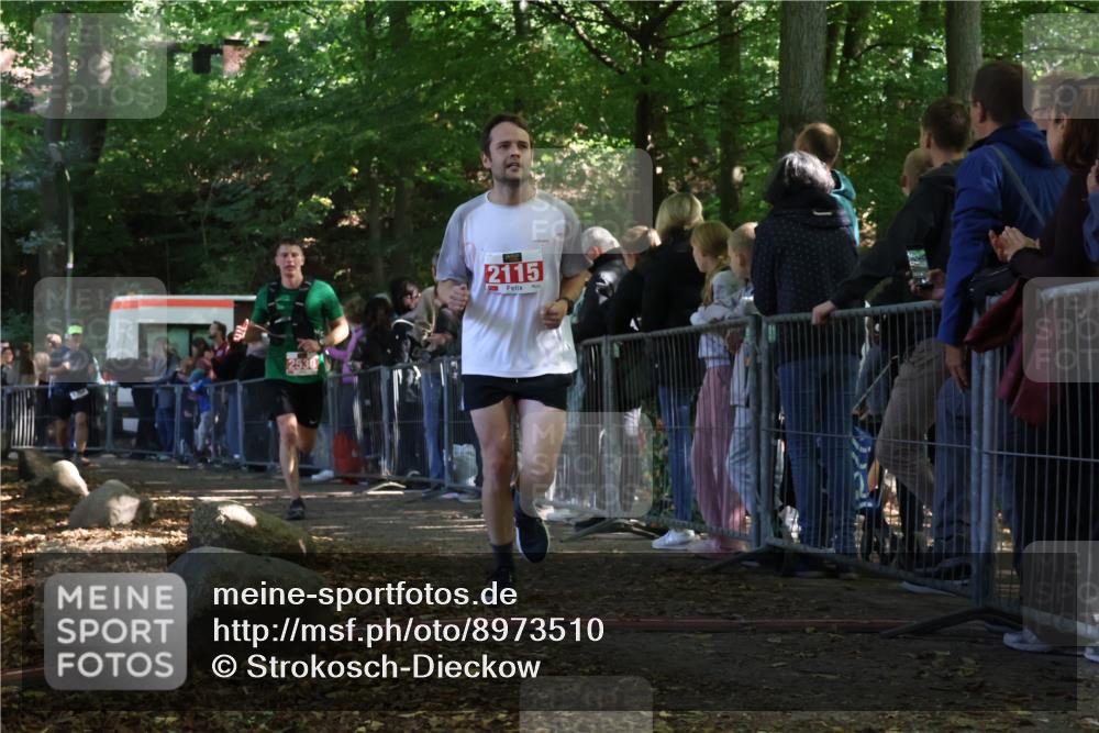 28.09.2025 - 33. Volkslauf durch das schöne Alstertal Strokosch-Dieckow http://msf.ph/oto/8973510 28.09.2025 12:18:44 Ziel 1769, 2115, 2530 meine-sportfotos.de