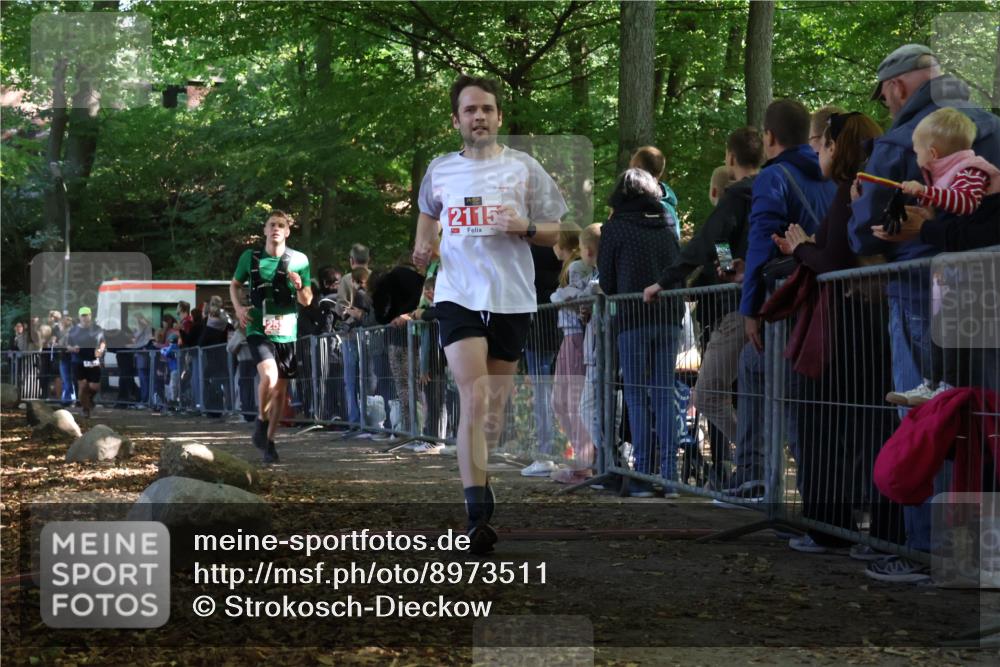 28.09.2025 - 33. Volkslauf durch das schöne Alstertal Strokosch-Dieckow http://msf.ph/oto/8973511 28.09.2025 12:18:45 Ziel 1769, 2115, 2530 meine-sportfotos.de
