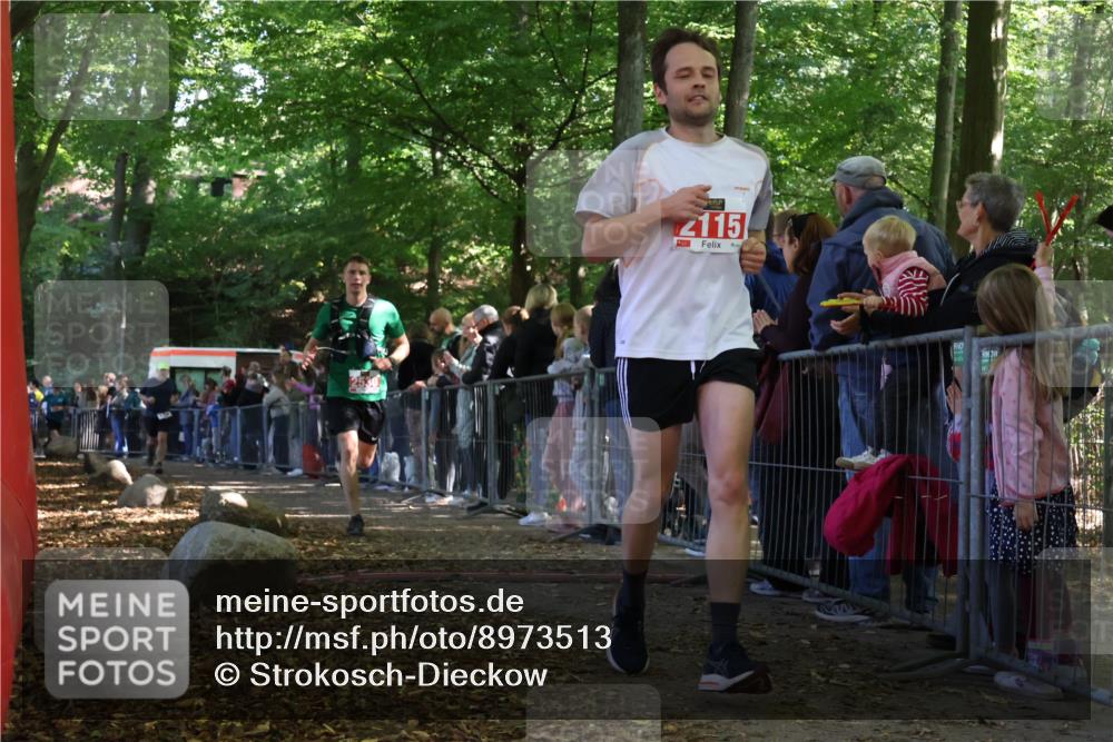 28.09.2025 - 33. Volkslauf durch das schöne Alstertal Strokosch-Dieckow http://msf.ph/oto/8973513 28.09.2025 12:18:45 Ziel 1769, 2115, 2530 meine-sportfotos.de