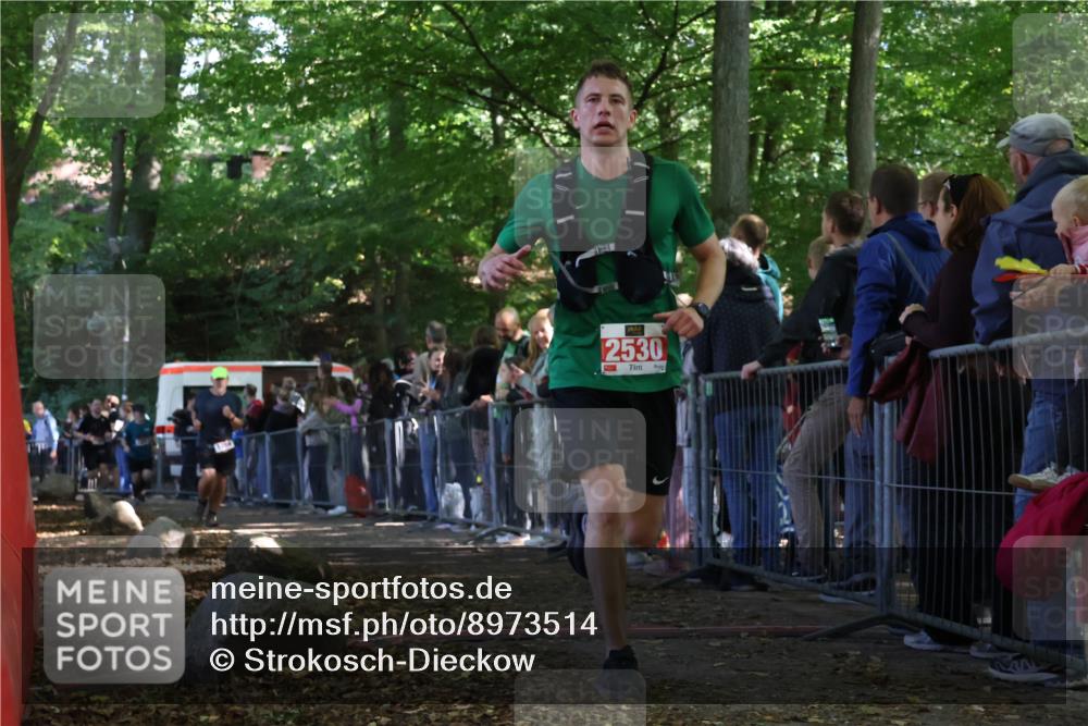 28.09.2025 - 33. Volkslauf durch das schöne Alstertal Strokosch-Dieckow http://msf.ph/oto/8973514 28.09.2025 12:18:47 Ziel 1692, 1769, 1850, 2530 meine-sportfotos.de