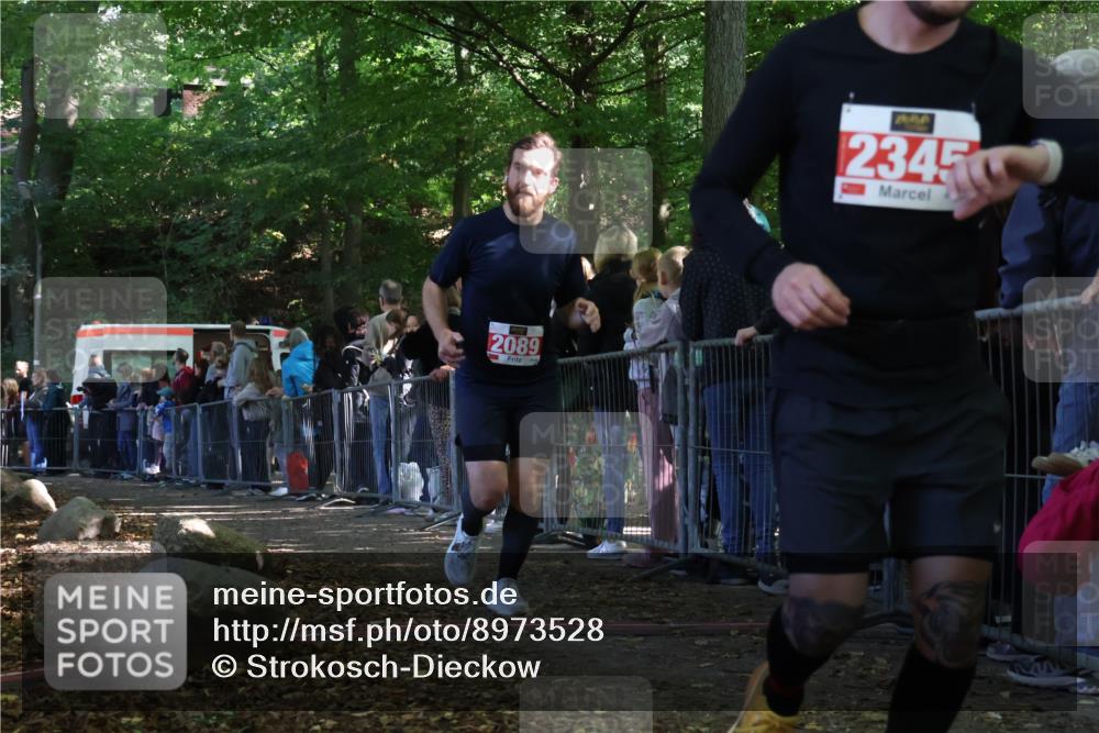28.09.2025 - 33. Volkslauf durch das schöne Alstertal Strokosch-Dieckow http://msf.ph/oto/8973528 28.09.2025 12:18:59 Ziel 2089 meine-sportfotos.de