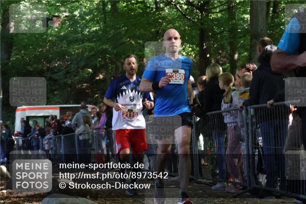 28.09.2025 - 33. Volkslauf durch das schöne Alstertal Strokosch-Dieckow http://msf.ph/oto/8973542 28.09.2025 12:19:18 Ziel 2119, 2380 meine-sportfotos.de
