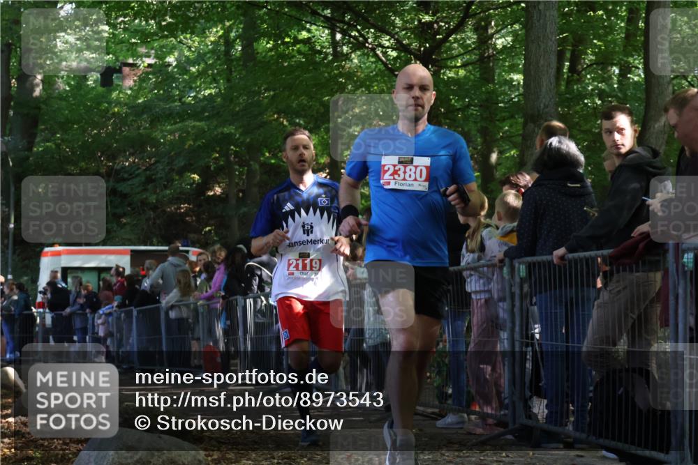 28.09.2025 - 33. Volkslauf durch das schöne Alstertal Strokosch-Dieckow http://msf.ph/oto/8973543 28.09.2025 12:19:18 Ziel 2119, 2380 meine-sportfotos.de