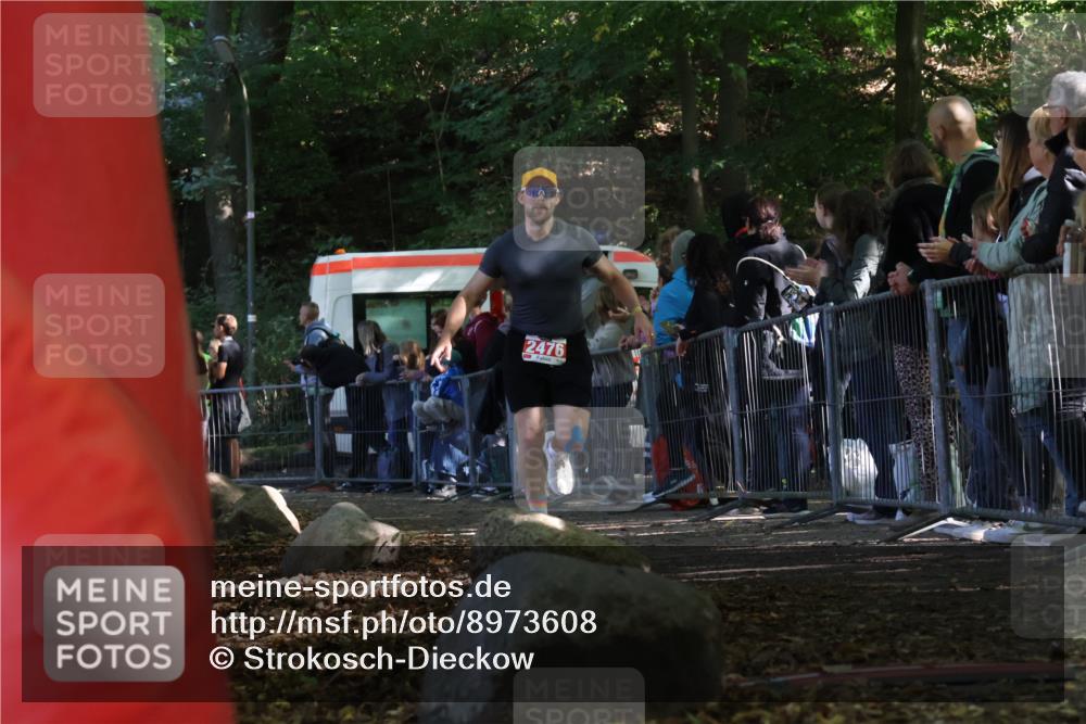 28.09.2025 - 33. Volkslauf durch das schöne Alstertal Strokosch-Dieckow http://msf.ph/oto/8973608 28.09.2025 12:20:22 Ziel 2476 meine-sportfotos.de