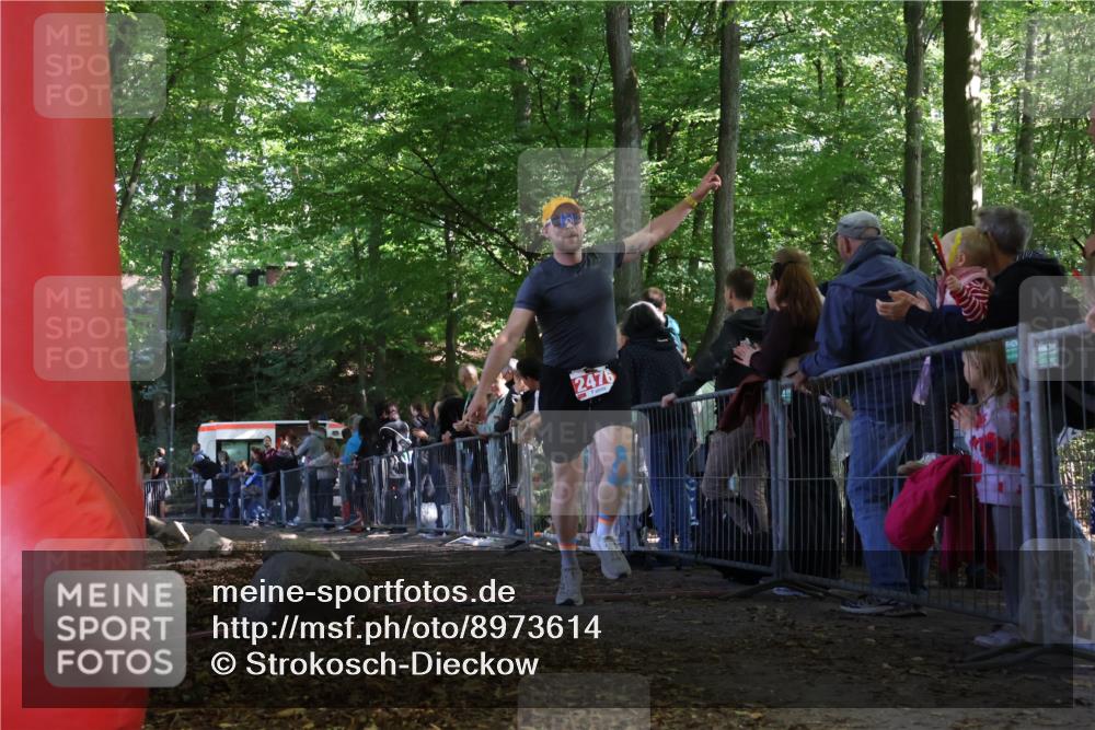 28.09.2025 - 33. Volkslauf durch das schöne Alstertal Strokosch-Dieckow http://msf.ph/oto/8973614 28.09.2025 12:20:25 Ziel 2476 meine-sportfotos.de