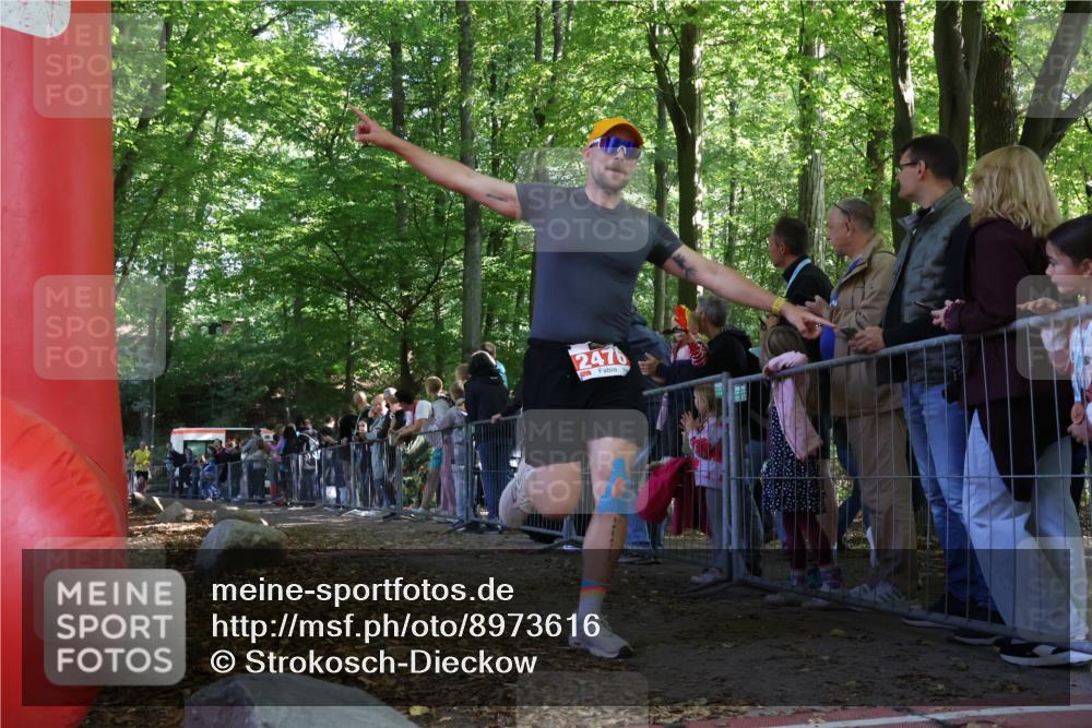 28.09.2025 - 33. Volkslauf durch das schöne Alstertal Strokosch-Dieckow http://msf.ph/oto/8973616 28.09.2025 12:20:26 Ziel 2309, 2648 meine-sportfotos.de