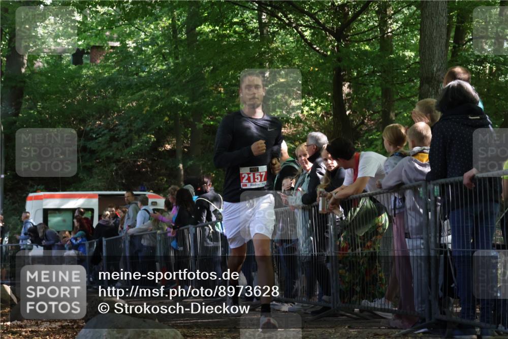 28.09.2025 - 33. Volkslauf durch das schöne Alstertal Strokosch-Dieckow http://msf.ph/oto/8973628 28.09.2025 12:20:38 Ziel 2157 meine-sportfotos.de