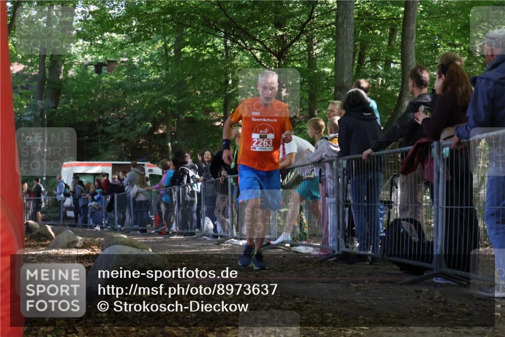 28.09.2025 - 33. Volkslauf durch das schöne Alstertal Strokosch-Dieckow http://msf.ph/oto/8973637 28.09.2025 12:20:50 Ziel 2263 meine-sportfotos.de