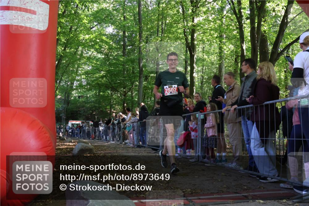 28.09.2025 - 33. Volkslauf durch das schöne Alstertal Strokosch-Dieckow http://msf.ph/oto/8973649 28.09.2025 12:21:26 Ziel  meine-sportfotos.de