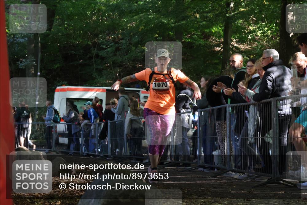 28.09.2025 - 33. Volkslauf durch das schöne Alstertal Strokosch-Dieckow http://msf.ph/oto/8973653 28.09.2025 12:21:40 Ziel 1070 meine-sportfotos.de