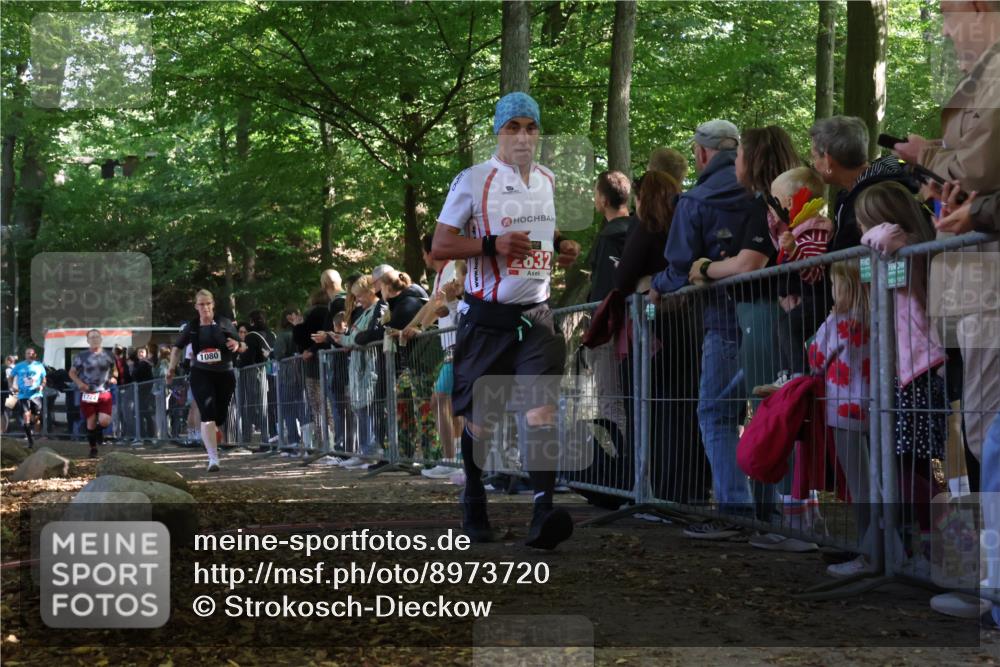 28.09.2025 - 33. Volkslauf durch das schöne Alstertal Strokosch-Dieckow http://msf.ph/oto/8973720 28.09.2025 12:23:02 Ziel 1080, 1724, 2551, 2632 meine-sportfotos.de