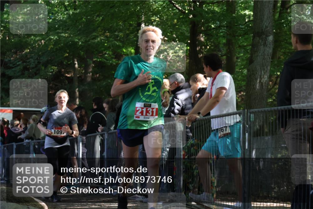 28.09.2025 - 33. Volkslauf durch das schöne Alstertal Strokosch-Dieckow http://msf.ph/oto/8973746 28.09.2025 12:23:18 Ziel 1097, 2131 meine-sportfotos.de