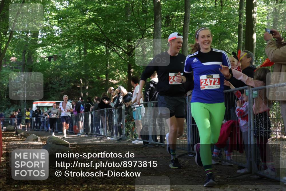 28.09.2025 - 33. Volkslauf durch das schöne Alstertal Strokosch-Dieckow http://msf.ph/oto/8973815 28.09.2025 12:24:32 Ziel 2226, 2424 meine-sportfotos.de