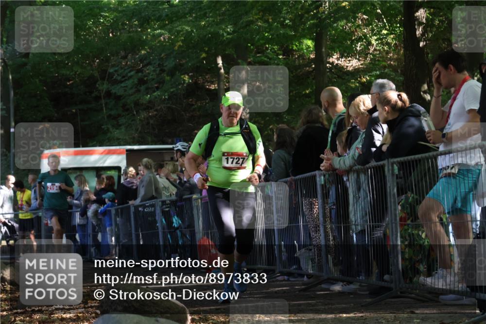 28.09.2025 - 33. Volkslauf durch das schöne Alstertal Strokosch-Dieckow http://msf.ph/oto/8973833 28.09.2025 12:24:56 Ziel 1727, 2194 meine-sportfotos.de
