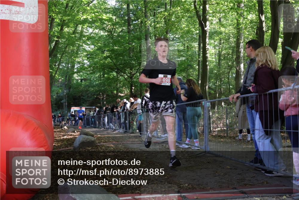 28.09.2025 - 33. Volkslauf durch das schöne Alstertal Strokosch-Dieckow http://msf.ph/oto/8973885 28.09.2025 12:26:01 Ziel 2016, 2498 meine-sportfotos.de