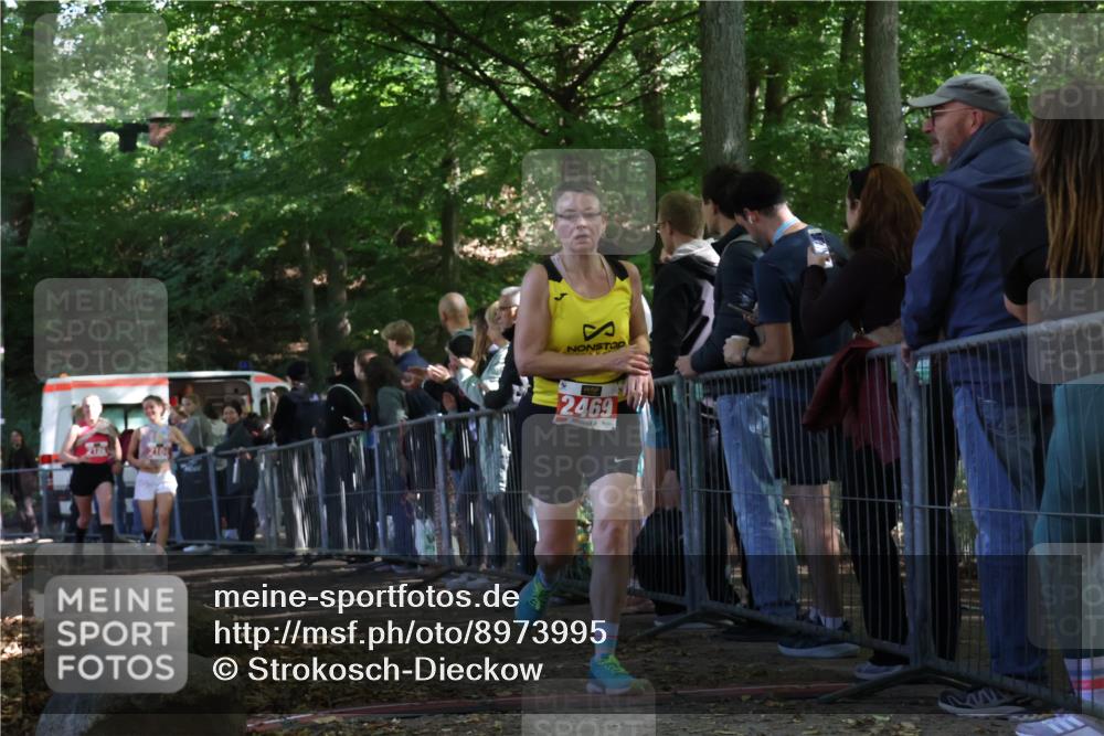 28.09.2025 - 33. Volkslauf durch das schöne Alstertal Strokosch-Dieckow http://msf.ph/oto/8973995 28.09.2025 12:28:24 Ziel 2128, 2469 meine-sportfotos.de