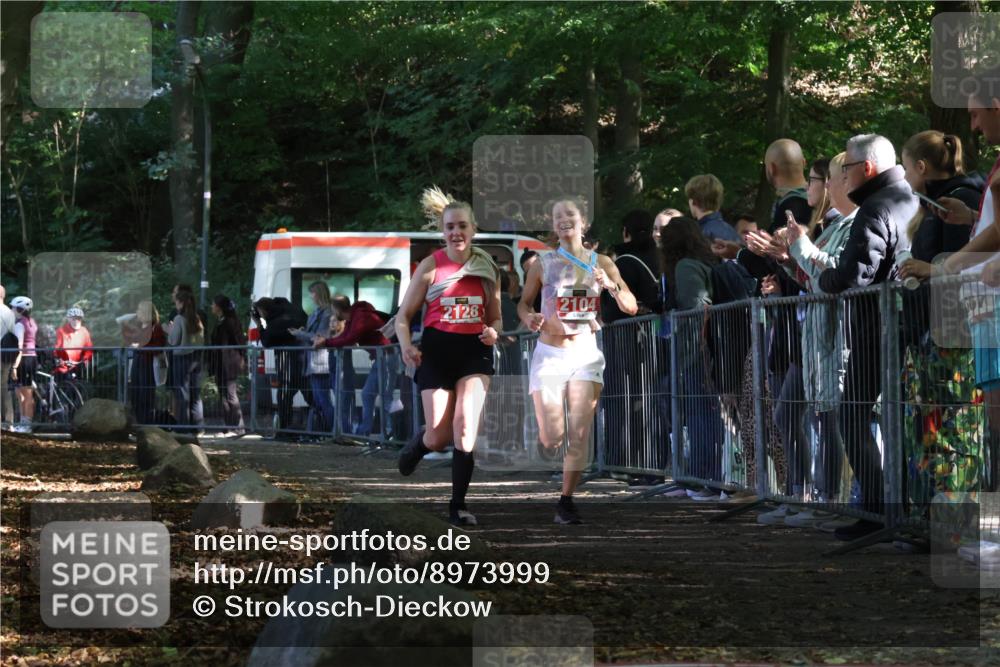 28.09.2025 - 33. Volkslauf durch das schöne Alstertal Strokosch-Dieckow http://msf.ph/oto/8973999 28.09.2025 12:28:26 Ziel 2128 meine-sportfotos.de