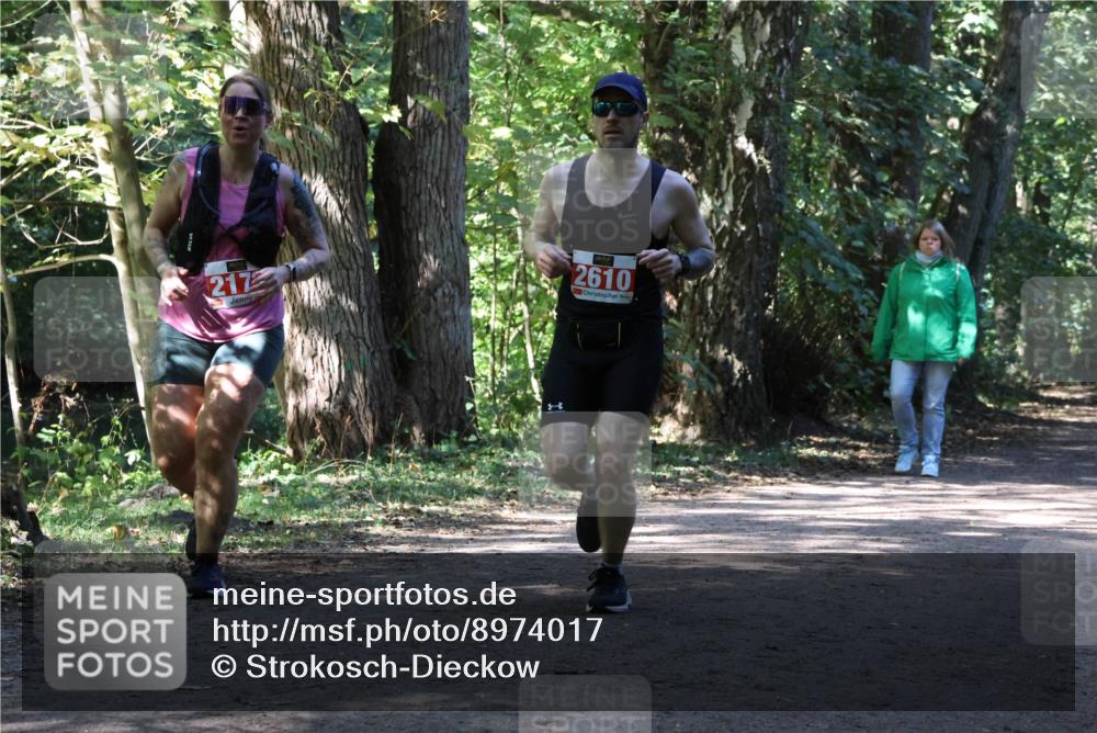 28.09.2025 - 33. Volkslauf durch das schöne Alstertal Strokosch-Dieckow http://msf.ph/oto/8974017 28.09.2025 12:32:44 Laufen 217, 2610 meine-sportfotos.de