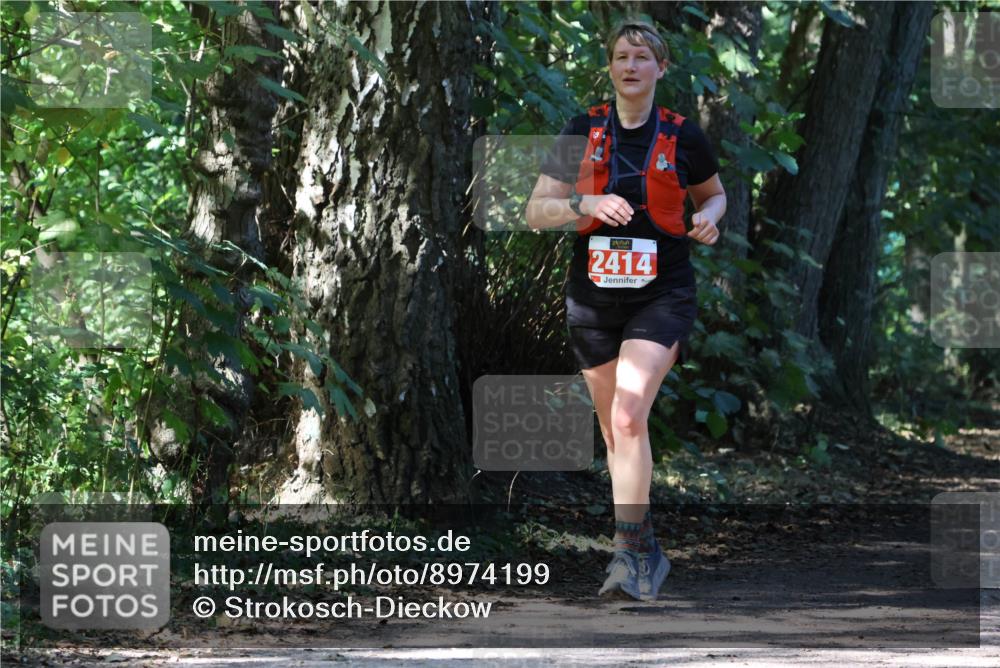 28.09.2025 - 33. Volkslauf durch das schöne Alstertal Strokosch-Dieckow http://msf.ph/oto/8974199 28.09.2025 12:37:48 Laufen 2414 meine-sportfotos.de