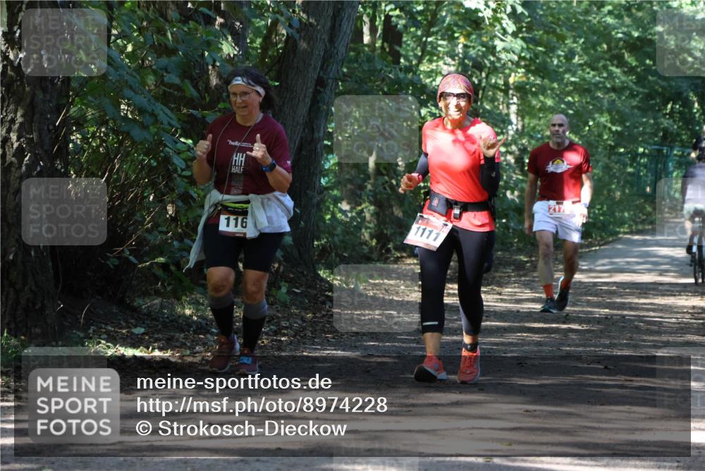 28.09.2025 - 33. Volkslauf durch das schöne Alstertal Strokosch-Dieckow http://msf.ph/oto/8974228 28.09.2025 12:38:23 Laufen 116 meine-sportfotos.de