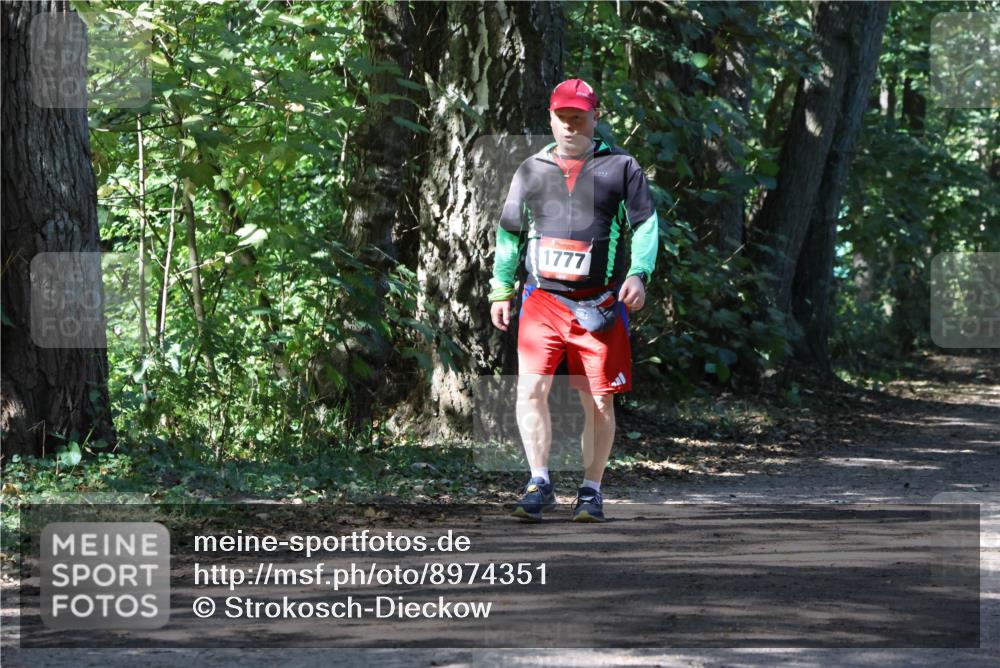 28.09.2025 - 33. Volkslauf durch das schöne Alstertal Strokosch-Dieckow http://msf.ph/oto/8974351 28.09.2025 12:42:05 Laufen 1777 meine-sportfotos.de