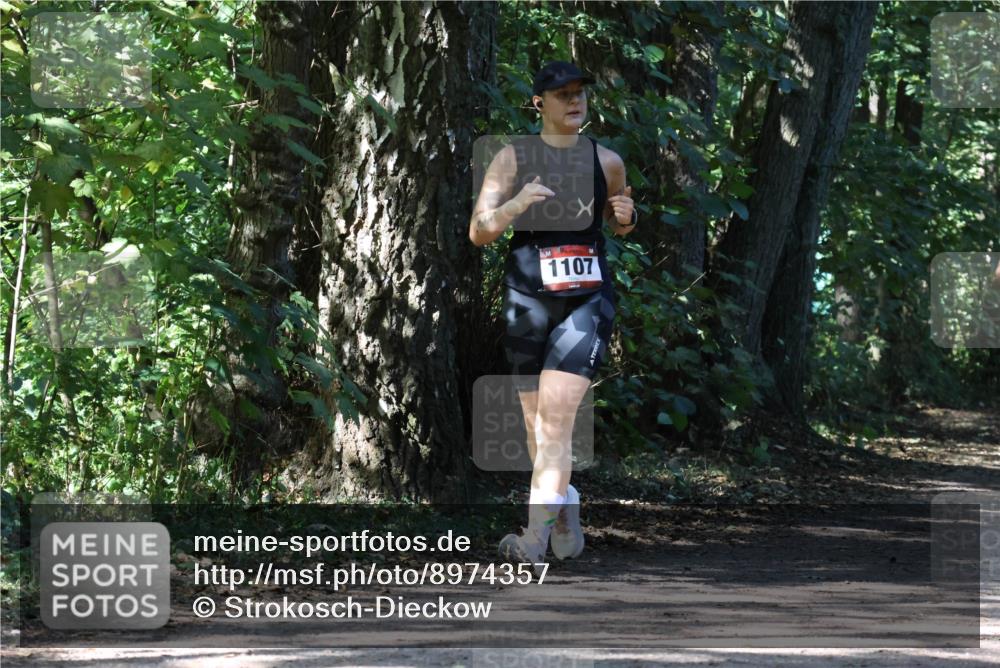 28.09.2025 - 33. Volkslauf durch das schöne Alstertal Strokosch-Dieckow http://msf.ph/oto/8974357 28.09.2025 12:42:17 Laufen 1107 meine-sportfotos.de