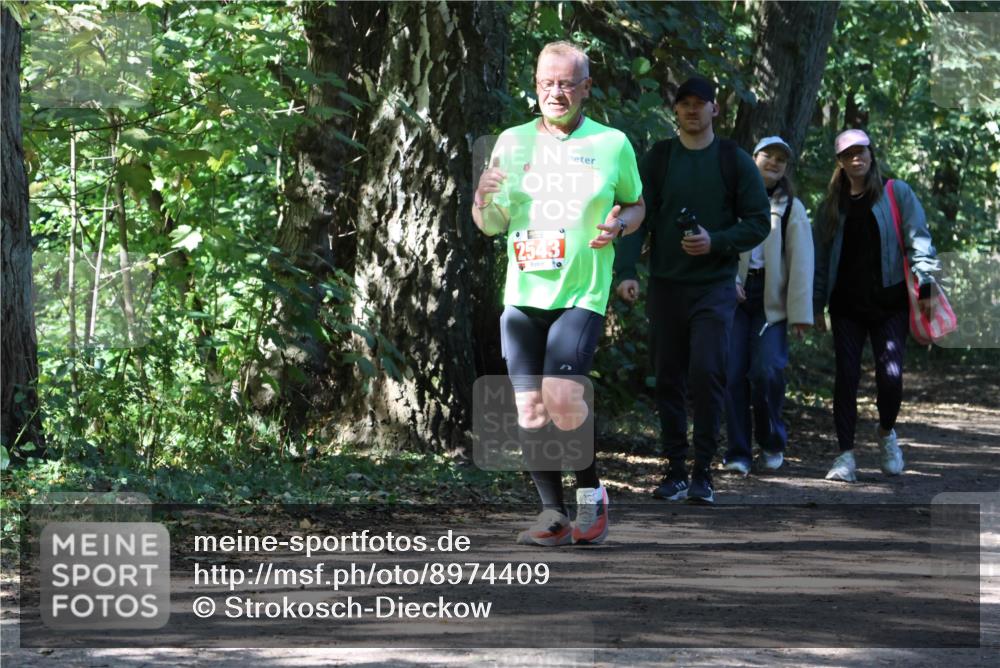 28.09.2025 - 33. Volkslauf durch das schöne Alstertal Strokosch-Dieckow http://msf.ph/oto/8974409 28.09.2025 12:43:35 Laufen 2543 meine-sportfotos.de