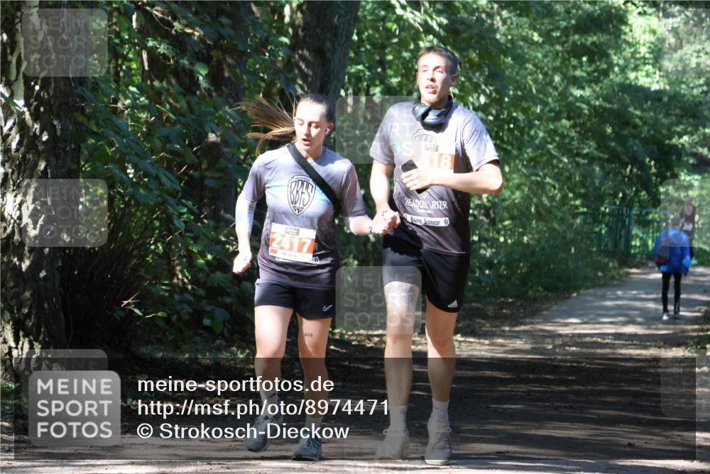 28.09.2025 - 33. Volkslauf durch das schöne Alstertal Strokosch-Dieckow http://msf.ph/oto/8974471 28.09.2025 12:44:57 Laufen 18, 2417, 444 meine-sportfotos.de
