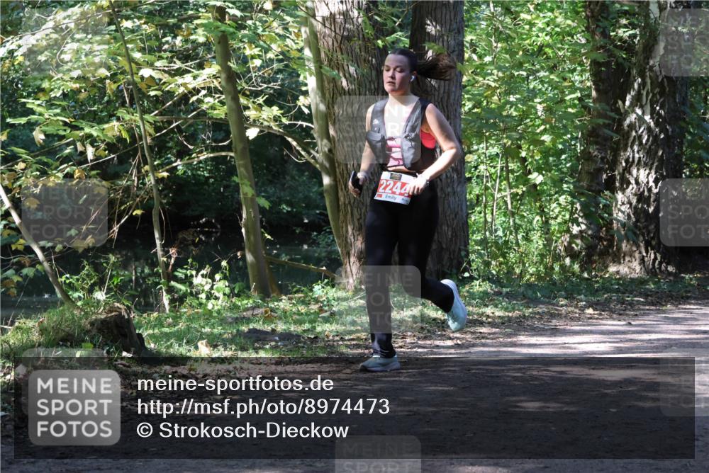 28.09.2025 - 33. Volkslauf durch das schöne Alstertal Strokosch-Dieckow http://msf.ph/oto/8974473 28.09.2025 12:45:25 Laufen 224400 meine-sportfotos.de