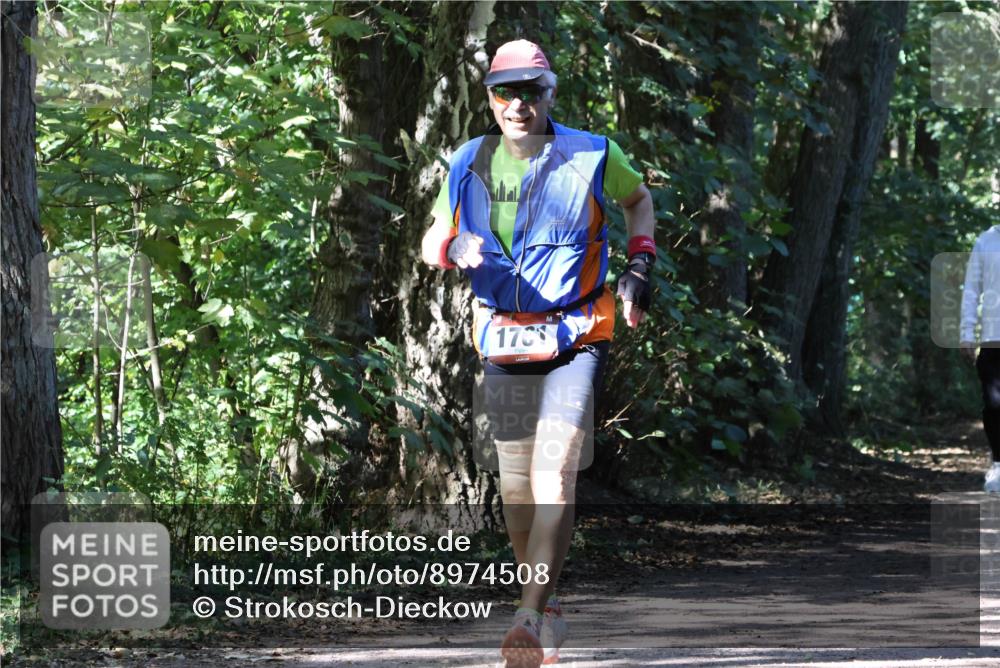 28.09.2025 - 33. Volkslauf durch das schöne Alstertal Strokosch-Dieckow http://msf.ph/oto/8974508 28.09.2025 12:46:32 Laufen 170 meine-sportfotos.de