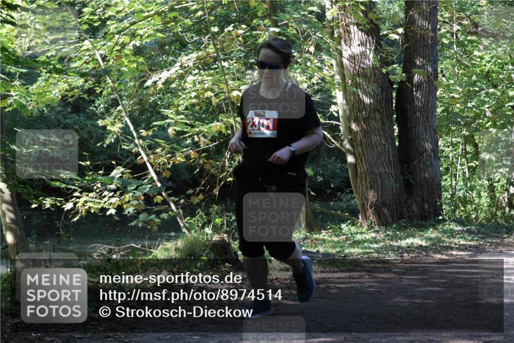 28.09.2025 - 33. Volkslauf durch das schöne Alstertal Strokosch-Dieckow http://msf.ph/oto/8974514 28.09.2025 12:46:47 Laufen 2301 meine-sportfotos.de