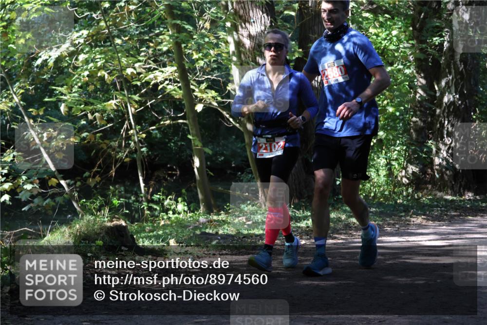 28.09.2025 - 33. Volkslauf durch das schöne Alstertal Strokosch-Dieckow http://msf.ph/oto/8974560 28.09.2025 12:49:18 Laufen 2102, 2580 meine-sportfotos.de