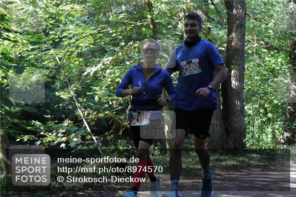 28.09.2025 - 33. Volkslauf durch das schöne Alstertal Strokosch-Dieckow http://msf.ph/oto/8974570 28.09.2025 12:49:18 Laufen 2102, 2580 meine-sportfotos.de