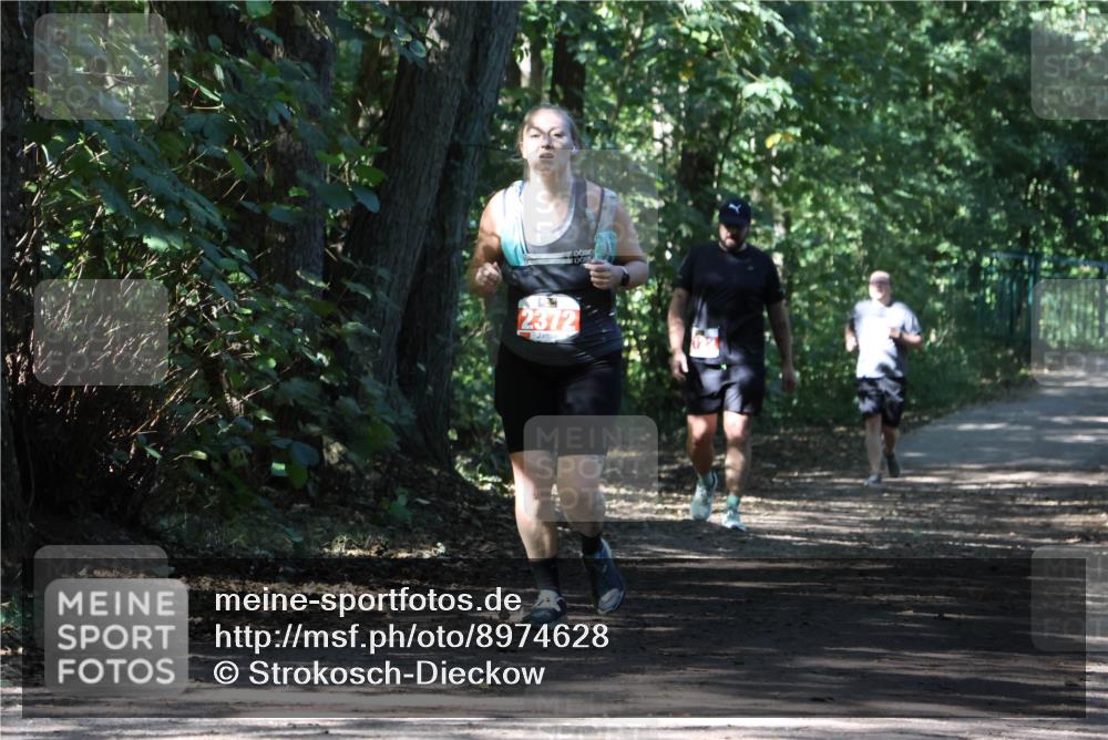 28.09.2025 - 33. Volkslauf durch das schöne Alstertal Strokosch-Dieckow http://msf.ph/oto/8974628 28.09.2025 12:51:48 Laufen 2372 meine-sportfotos.de