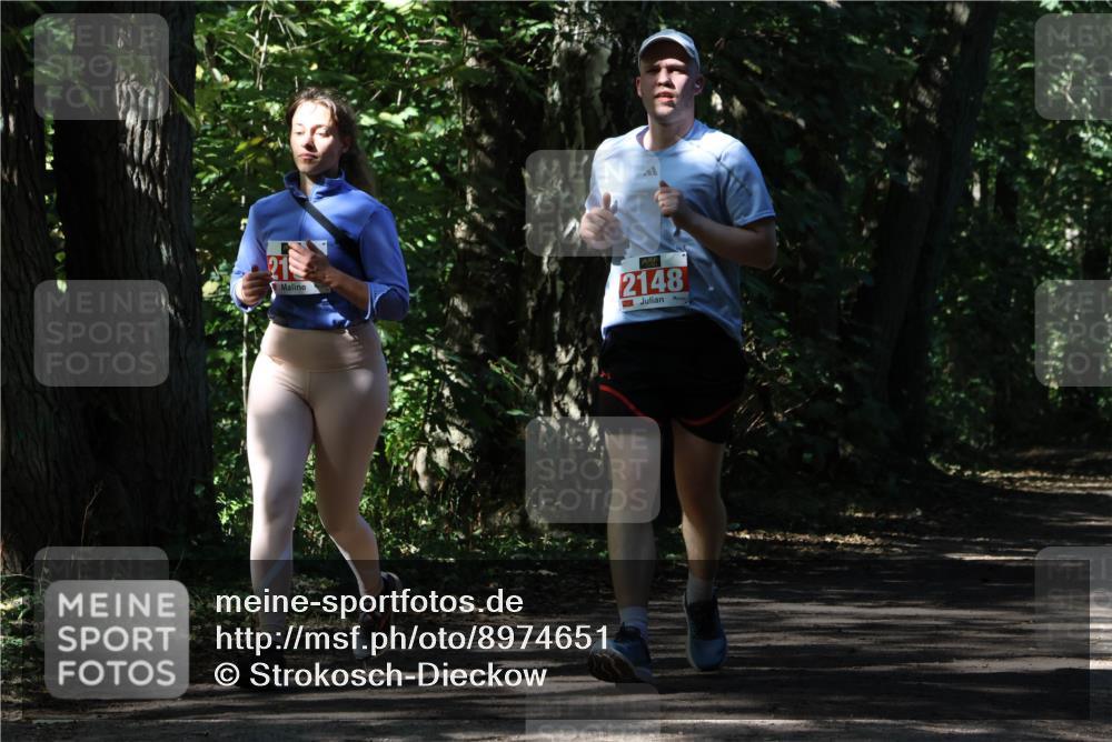 28.09.2025 - 33. Volkslauf durch das schöne Alstertal Strokosch-Dieckow http://msf.ph/oto/8974651 28.09.2025 12:52:24 Laufen 2148 meine-sportfotos.de