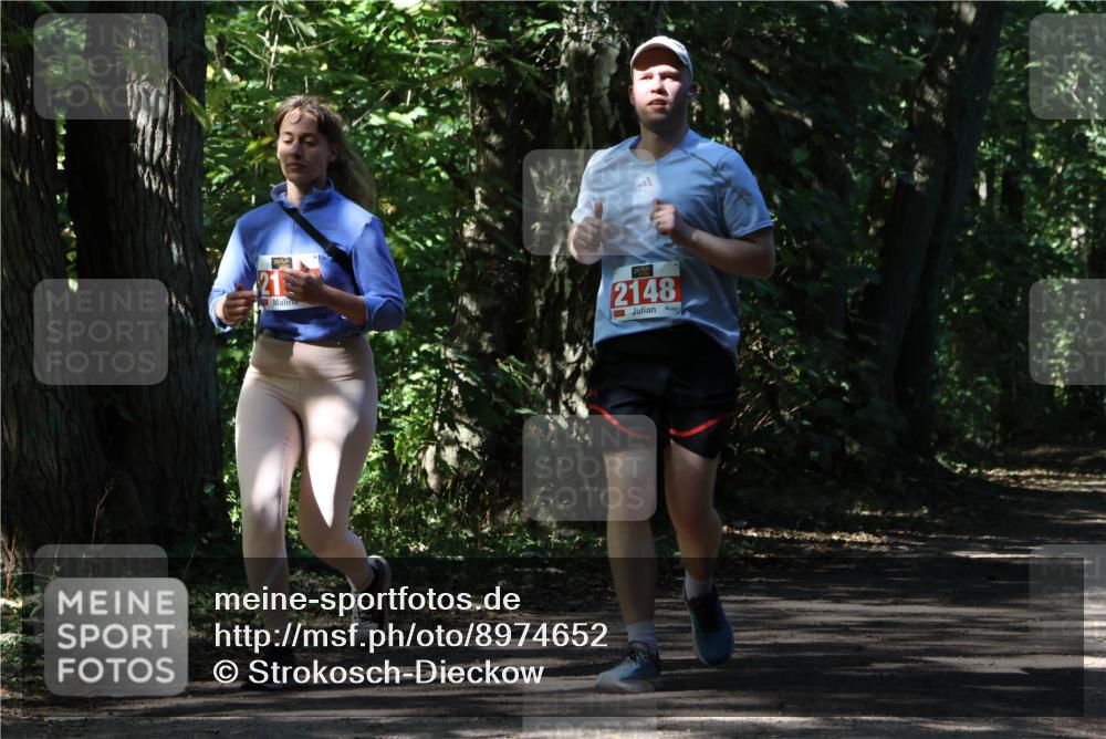 28.09.2025 - 33. Volkslauf durch das schöne Alstertal Strokosch-Dieckow http://msf.ph/oto/8974652 28.09.2025 12:52:24 Laufen 2148 meine-sportfotos.de