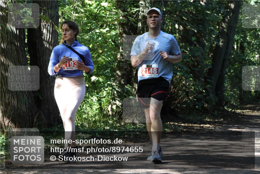 28.09.2025 - 33. Volkslauf durch das schöne Alstertal Strokosch-Dieckow http://msf.ph/oto/8974655 28.09.2025 12:52:24 Laufen 193, 2148 meine-sportfotos.de