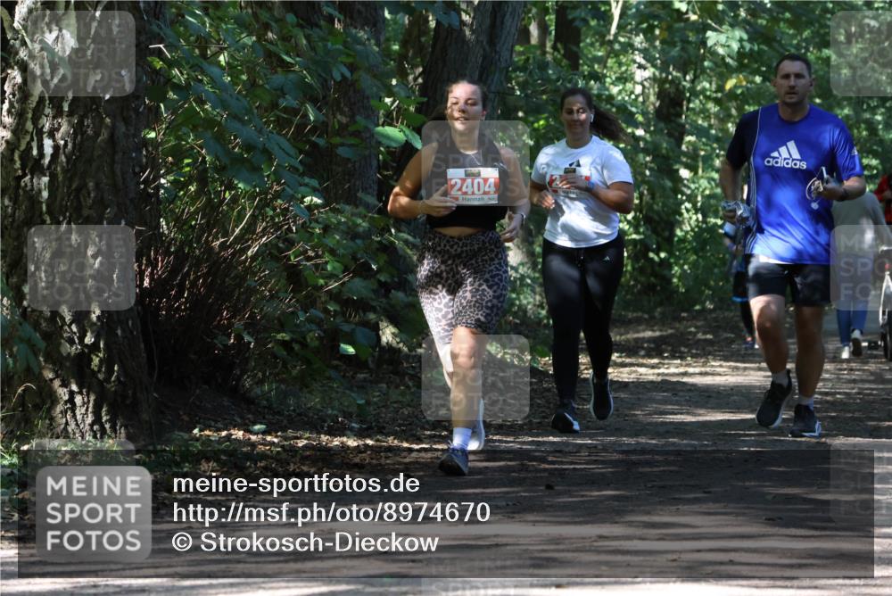 28.09.2025 - 33. Volkslauf durch das schöne Alstertal Strokosch-Dieckow http://msf.ph/oto/8974670 28.09.2025 12:55:50 Laufen 2404 meine-sportfotos.de
