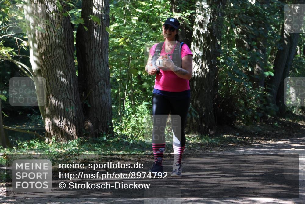 28.09.2025 - 33. Volkslauf durch das schöne Alstertal Strokosch-Dieckow http://msf.ph/oto/8974792 28.09.2025 13:02:24 Laufen  meine-sportfotos.de