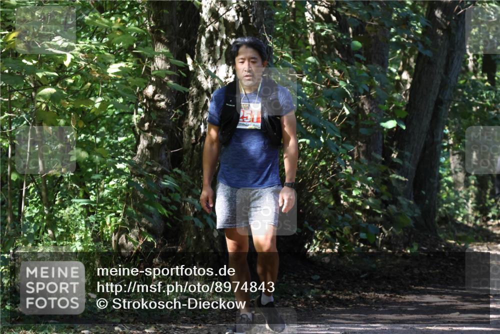 28.09.2025 - 33. Volkslauf durch das schöne Alstertal Strokosch-Dieckow http://msf.ph/oto/8974843 28.09.2025 13:06:15 Laufen  meine-sportfotos.de