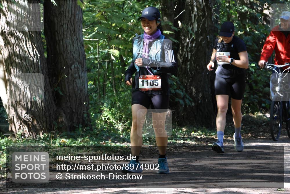 28.09.2025 - 33. Volkslauf durch das schöne Alstertal Strokosch-Dieckow http://msf.ph/oto/8974902 28.09.2025 13:21:52 Laufen 1105 meine-sportfotos.de