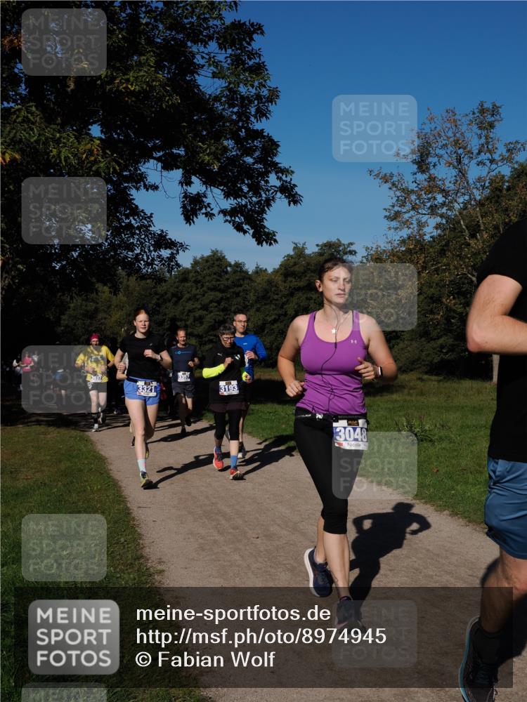 28.09.2025 - 33. Volkslauf durch das schöne Alstertal Fabian Wolf http://msf.ph/oto/8974945 28.09.2025 10:35:33 Laufen 3937, 3321, 3193, 3048 meine-sportfotos.de