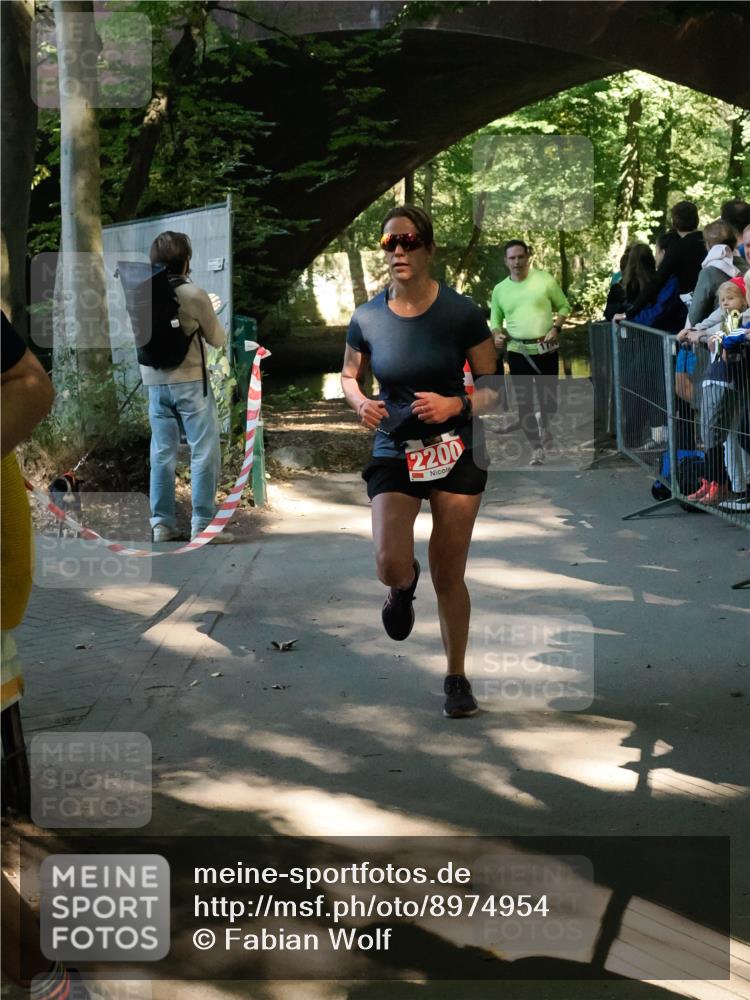 28.09.2025 - 33. Volkslauf durch das schöne Alstertal Fabian Wolf http://msf.ph/oto/8974954 28.09.2025 12:16:49 Laufen 2200 meine-sportfotos.de