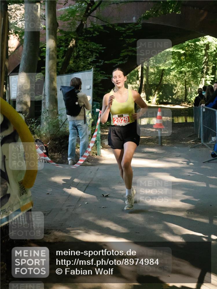 28.09.2025 - 33. Volkslauf durch das schöne Alstertal Fabian Wolf http://msf.ph/oto/8974984 28.09.2025 12:16:57 Laufen 2029 meine-sportfotos.de